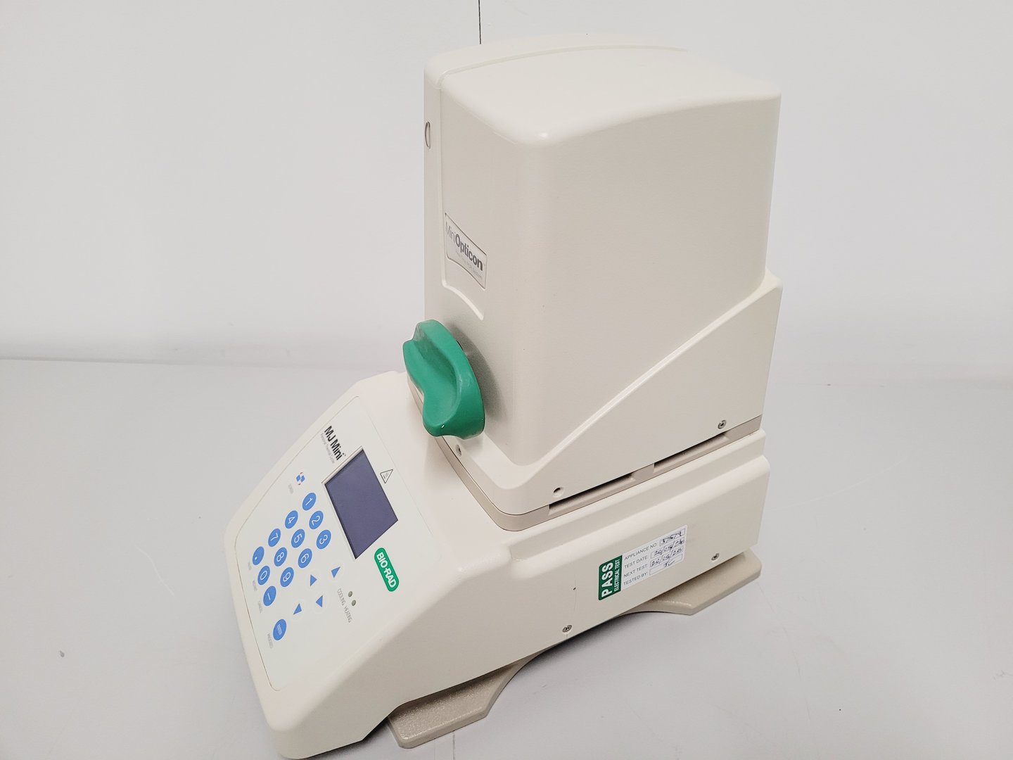 Image of Bio-Rad MJ Mini MiniOpticon Personal Thermal Cycler with Opticon Detector Lab