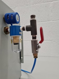 Thumbnail image of Parker Balston FT-IR Purge Gas Generator 75-45-12VDC Lab Spares/Repairs