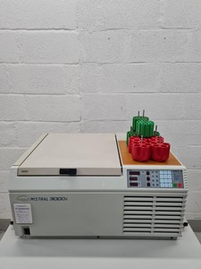 Thumbnail image of MSE Mistral 3000i Benchtop Centrifuge w/ Windshield Rotor Lab