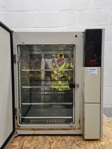 Thumbnail image of Sanyo C02 Incubator Model MC0-175 Lab