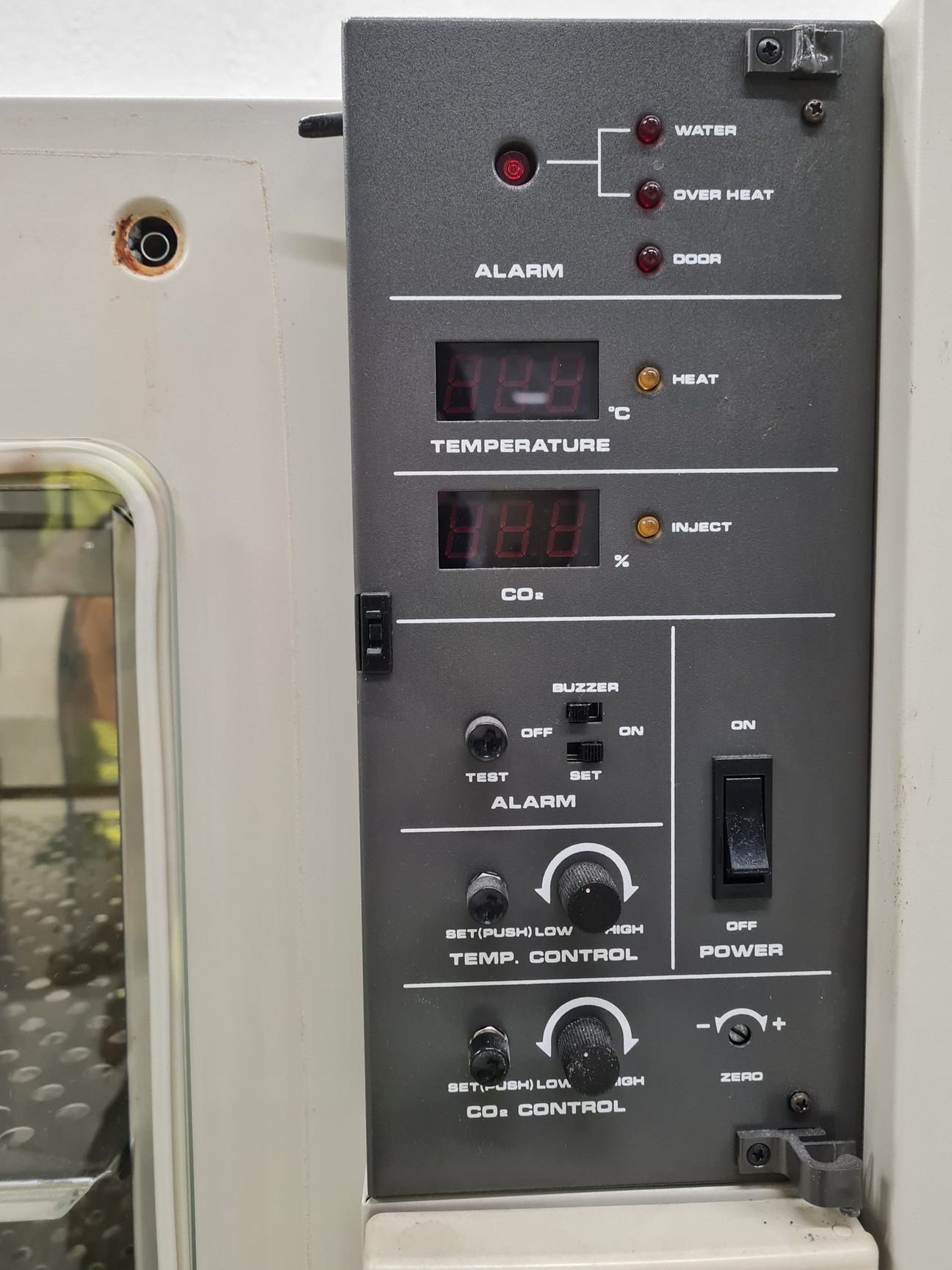 Image of Sanyo C02 Incubator Model MC0175 Lab