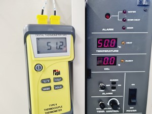 Thumbnail image of Sanyo C02 Incubator Model MC0-175 Lab