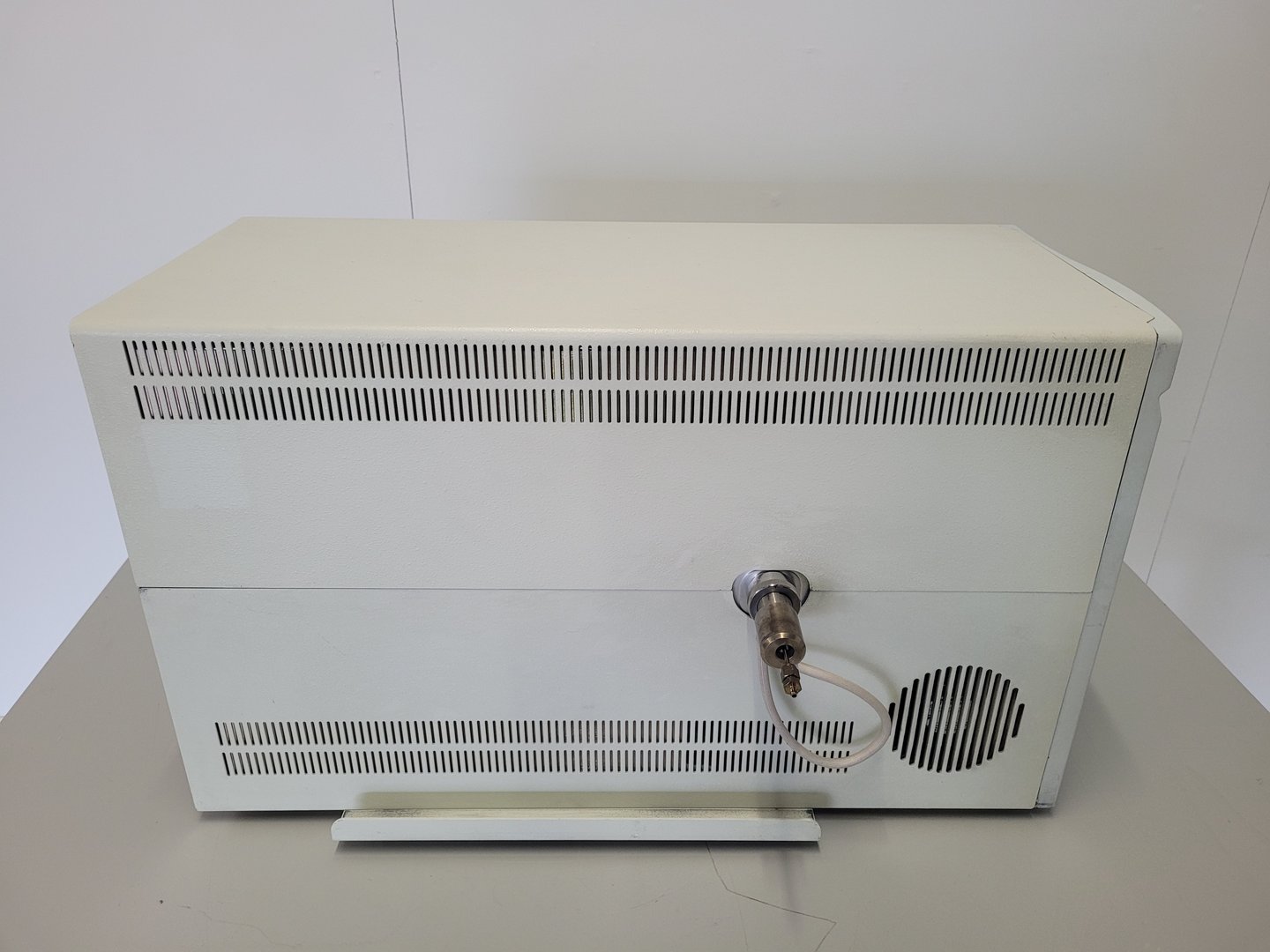 Image of Finnigan MAT GCQ - Mass Spectrometer  Lab