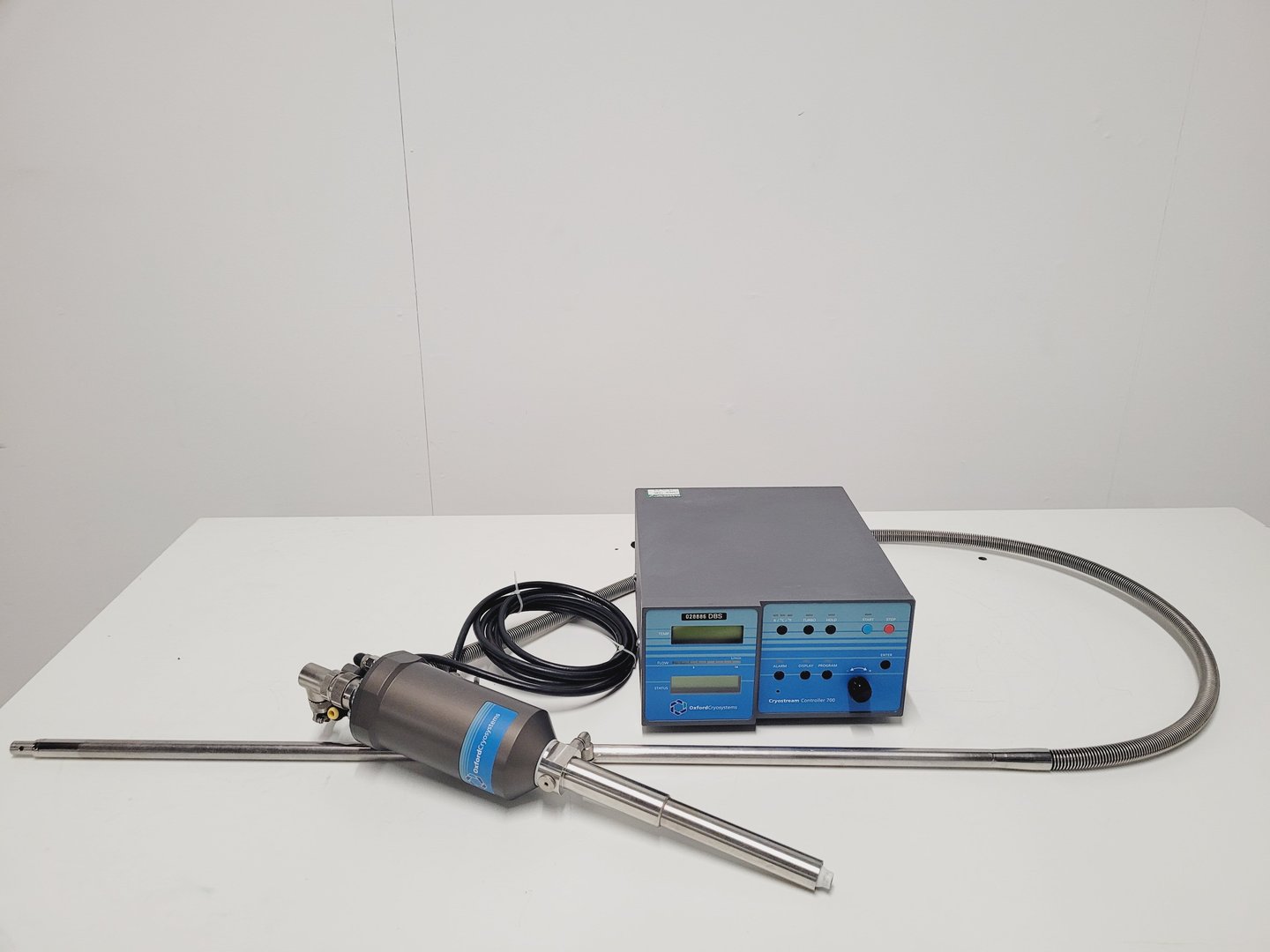 Image of Oxford Cryosystems Cryostream Controller 700 and Oxford Cold Head