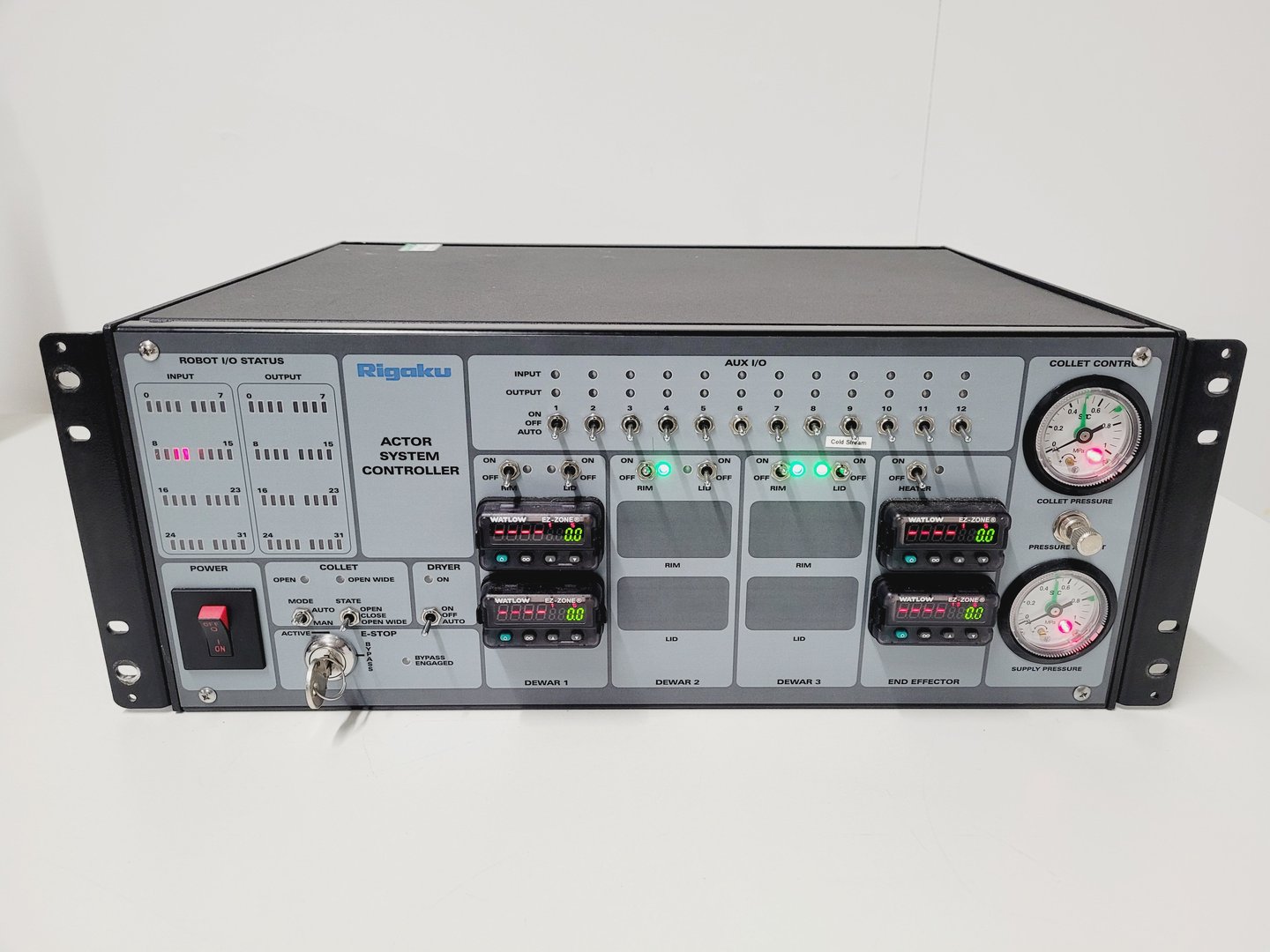 Image of Rigaku Integrated Actor Controller Automated Crystal Transfer System