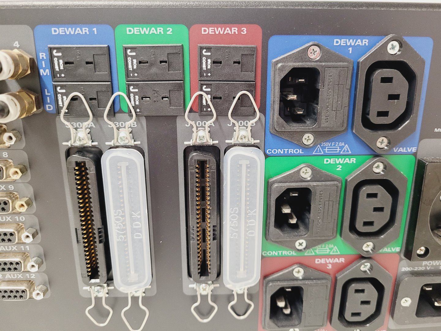 Image of Rigaku Integrated Actor Controller Automated Crystal Transfer System