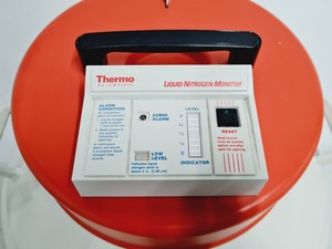 Thumbnail image of Thermo Scientific Locator 6 Plus  Liquid Nitrogen Dewar Lab