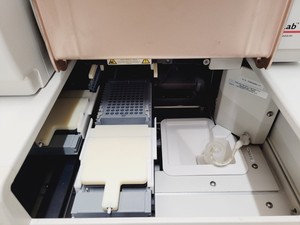 Thumbnail image of Beckman Coulter Genomelab GeXP Genetics Analysis Lab