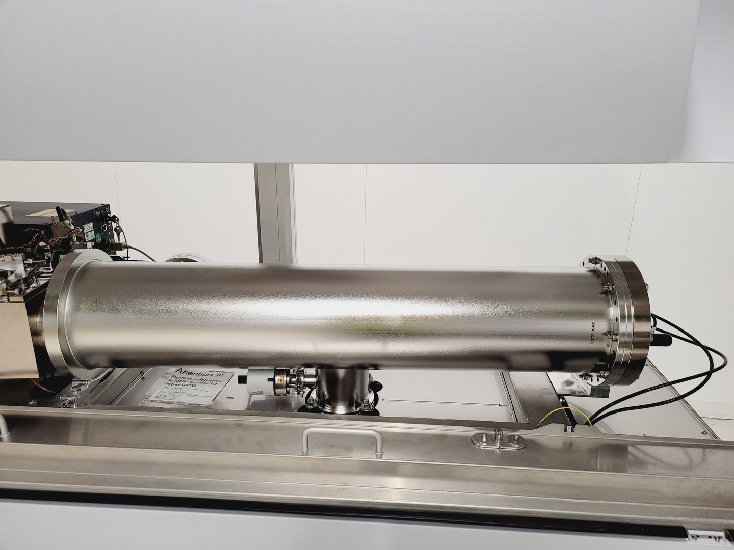 Image of Bruker Ultraflextreme MALDI-TOF/TOF Mass Spectrometer Lab Spares/Repairs