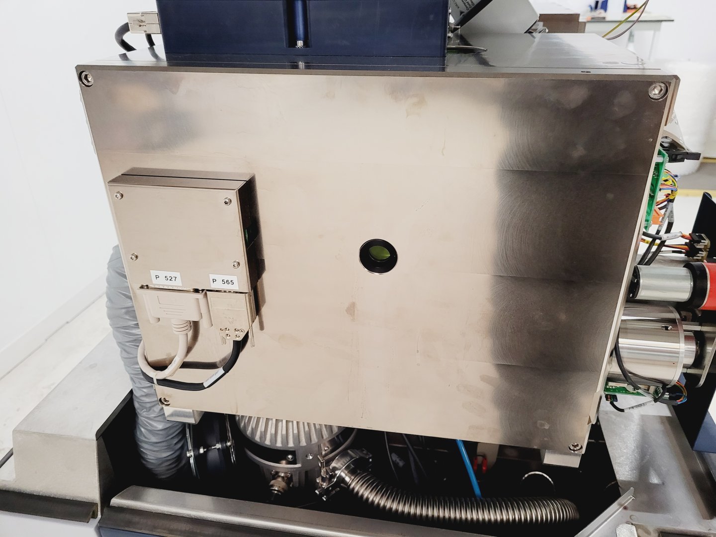 Image of Bruker Ultraflextreme MALDI-TOF/TOF Mass Spectrometer Lab Spares/Repairs