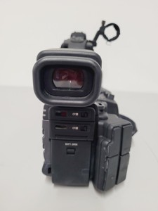 Thumbnail image of Canon XF305 HD PAL Video Camcorder with Charger and Power Adapter