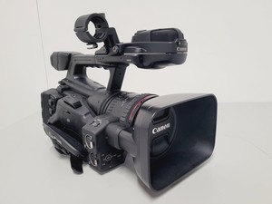 Thumbnail image of Canon Model XF305 HD Video Camera 1 x Battery, Remote Control and Charger