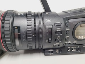Thumbnail image of Canon Model XF305 HD Video Camera 1 x Battery, Remote Control and Charger