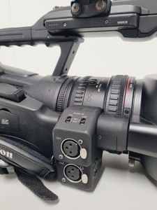 Thumbnail image of Canon Model XF305 HD Video Camera 1 x Battery, Remote Control and Charger