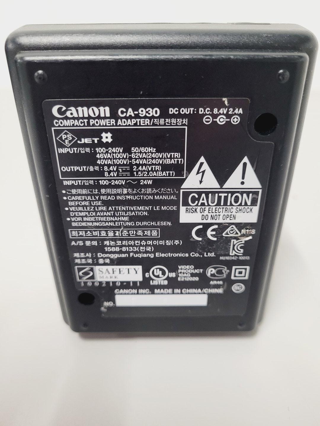 Image of Canon Model XF305 HD Video Camera 1 x Battery, Remote Control and Charger
