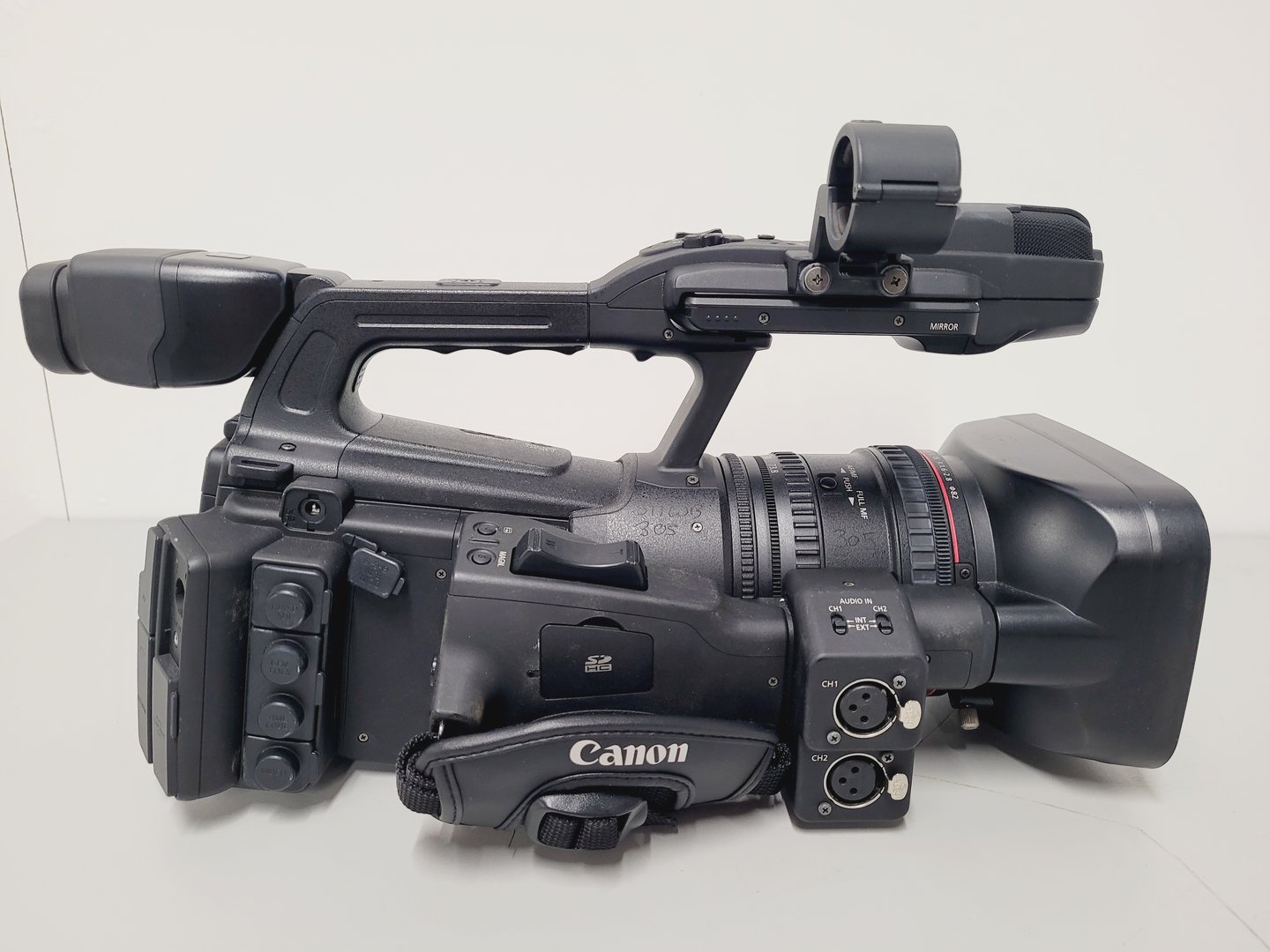 Image of Canon XF305 HD PAL Video Camera Camcorder and Charger_Power Adapter