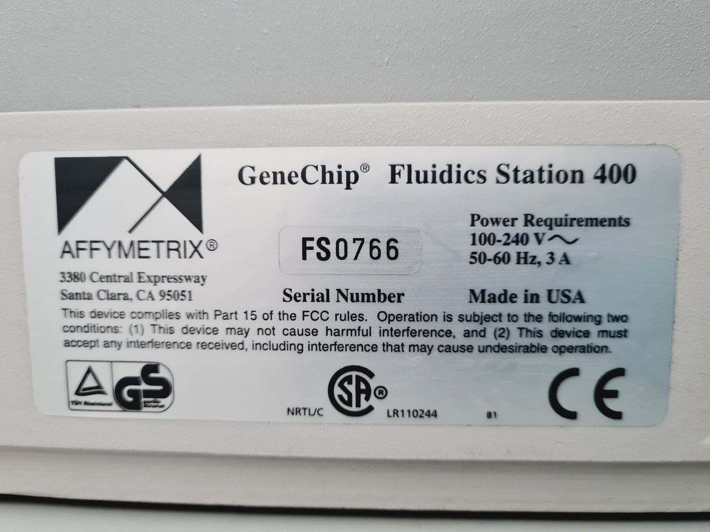 Image of Affymetrix GeneChip Scanner 3000 System with Affymetrix Fluidics Station 400 Lab