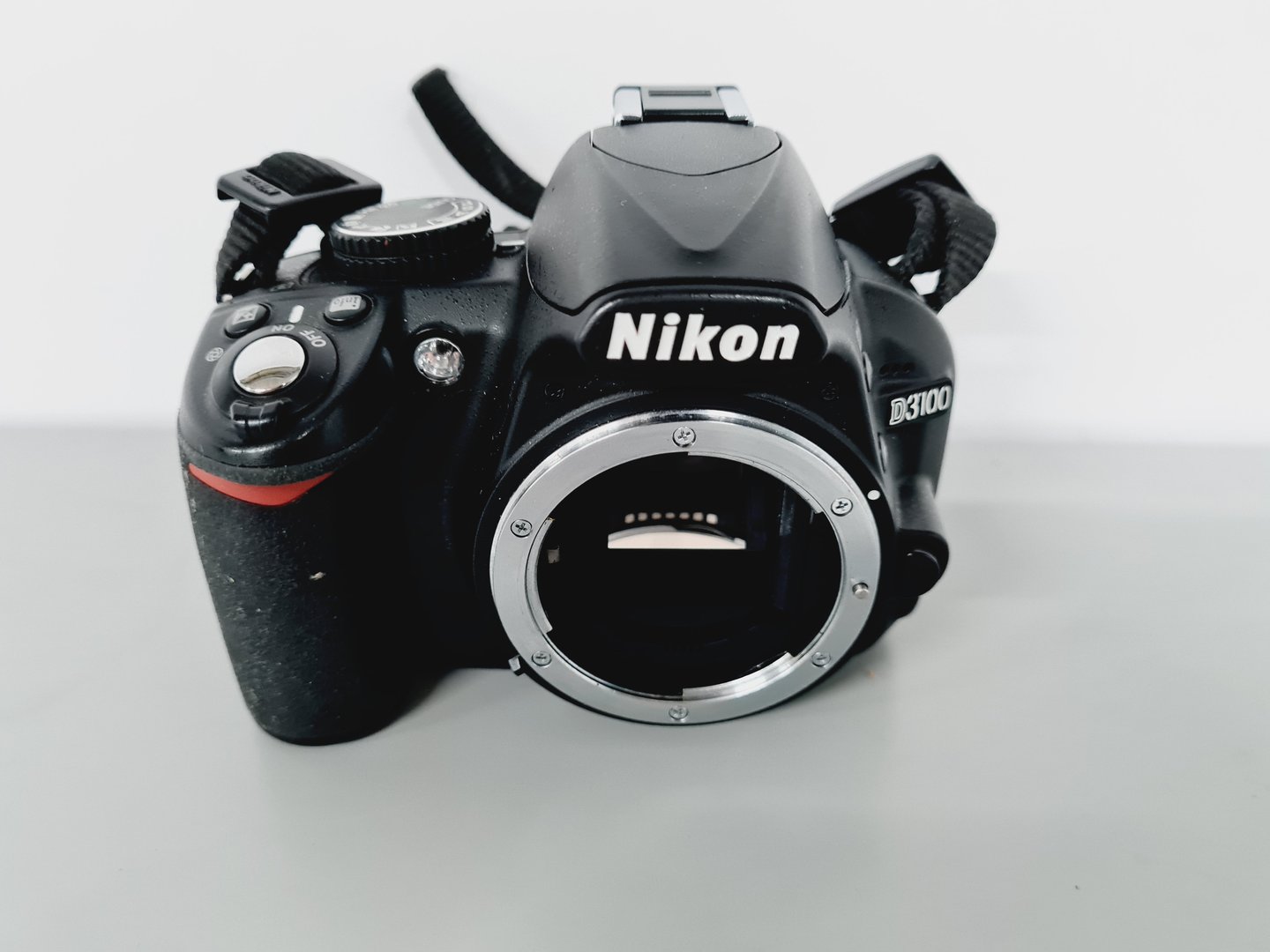 Image of 19 x Nikon D3100 Digital Cameras with AF-S NIKKOR 16-85mm 3.5-5.6G ED