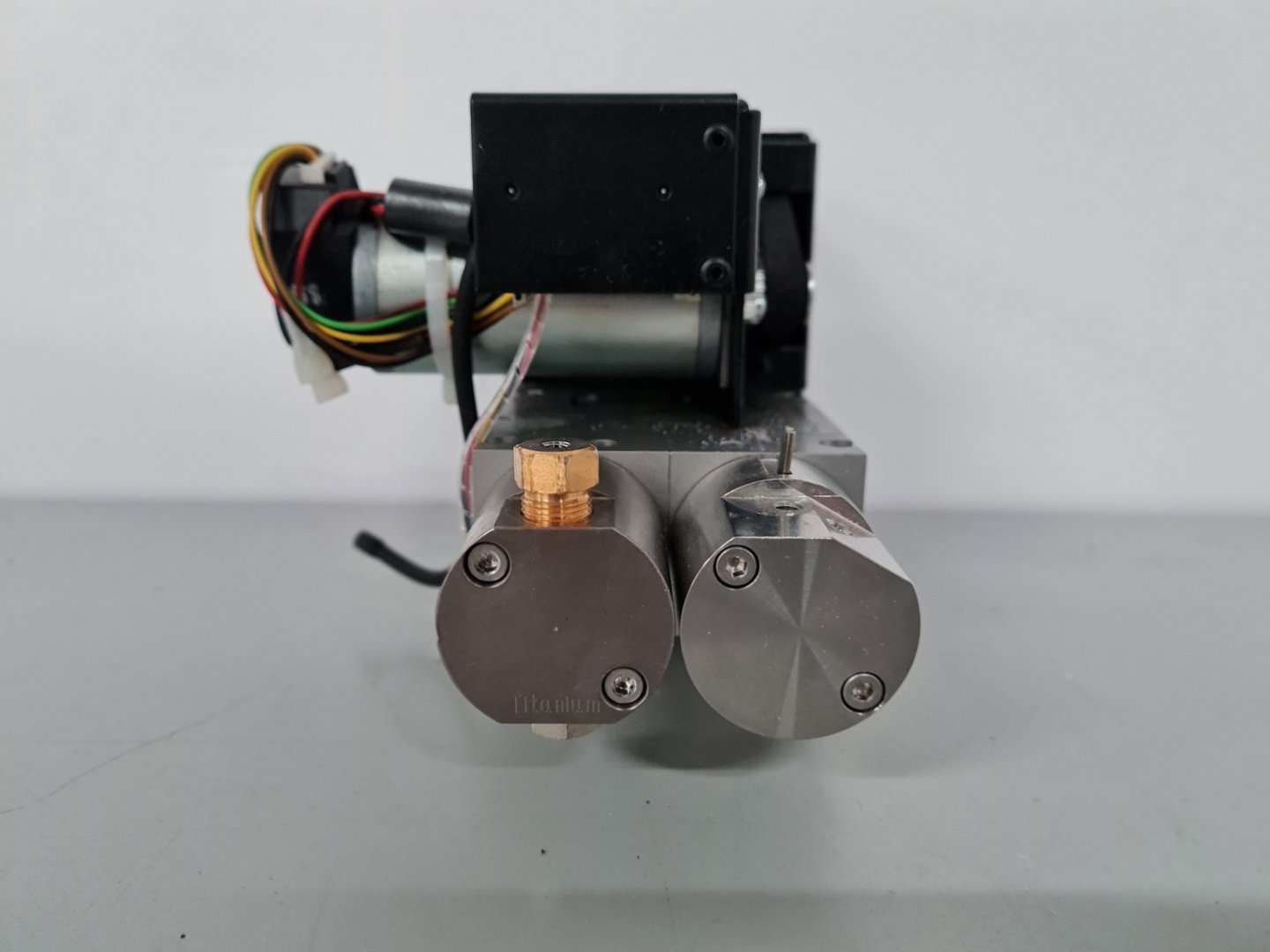 Image of Job Lot of Assorted Agilent HPLC System Parts Lab