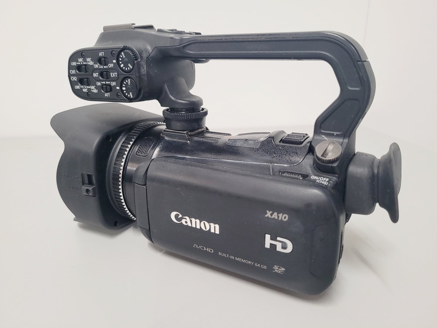 Image of Lot of 13 Canon XA10 Compact Full HD Camcorders + Batteries Chargers & Bags