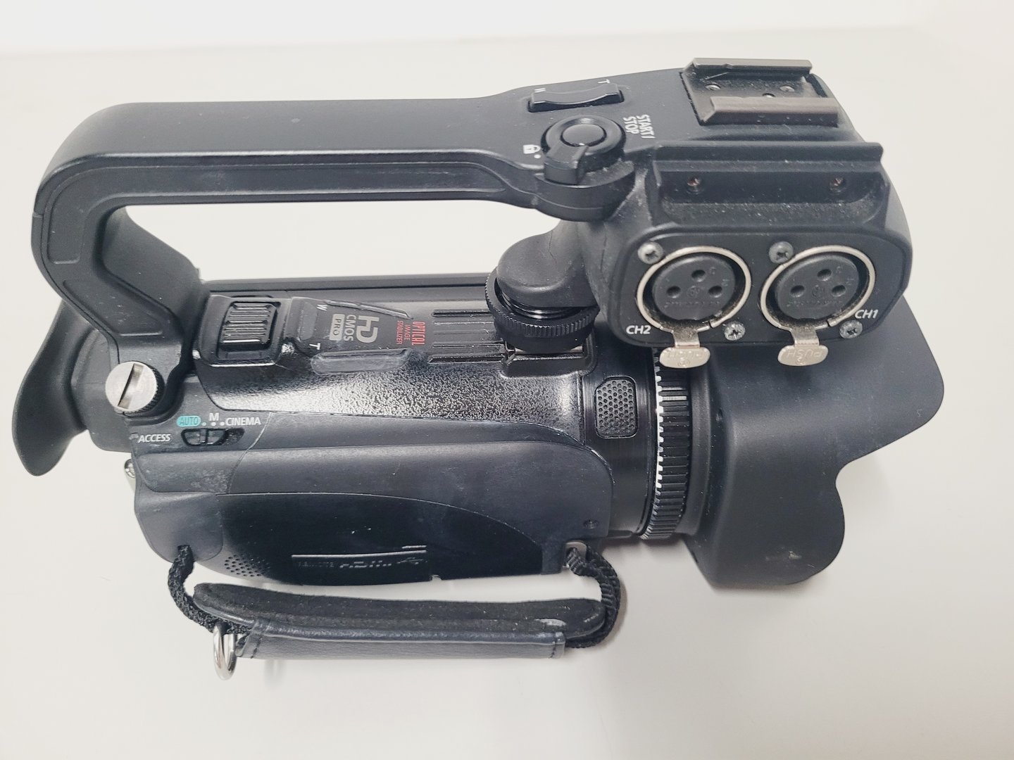 Image of Lot of 13 Canon XA10 Compact Full HD Camcorders + Batteries Chargers & Bags