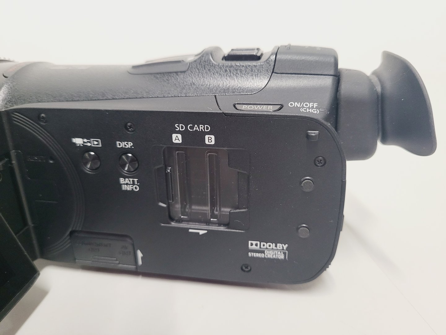 Image of  Lot of 5 Canon Legria HF G25 HD Camcorders + Power Adapter Chargers, Carry Bag