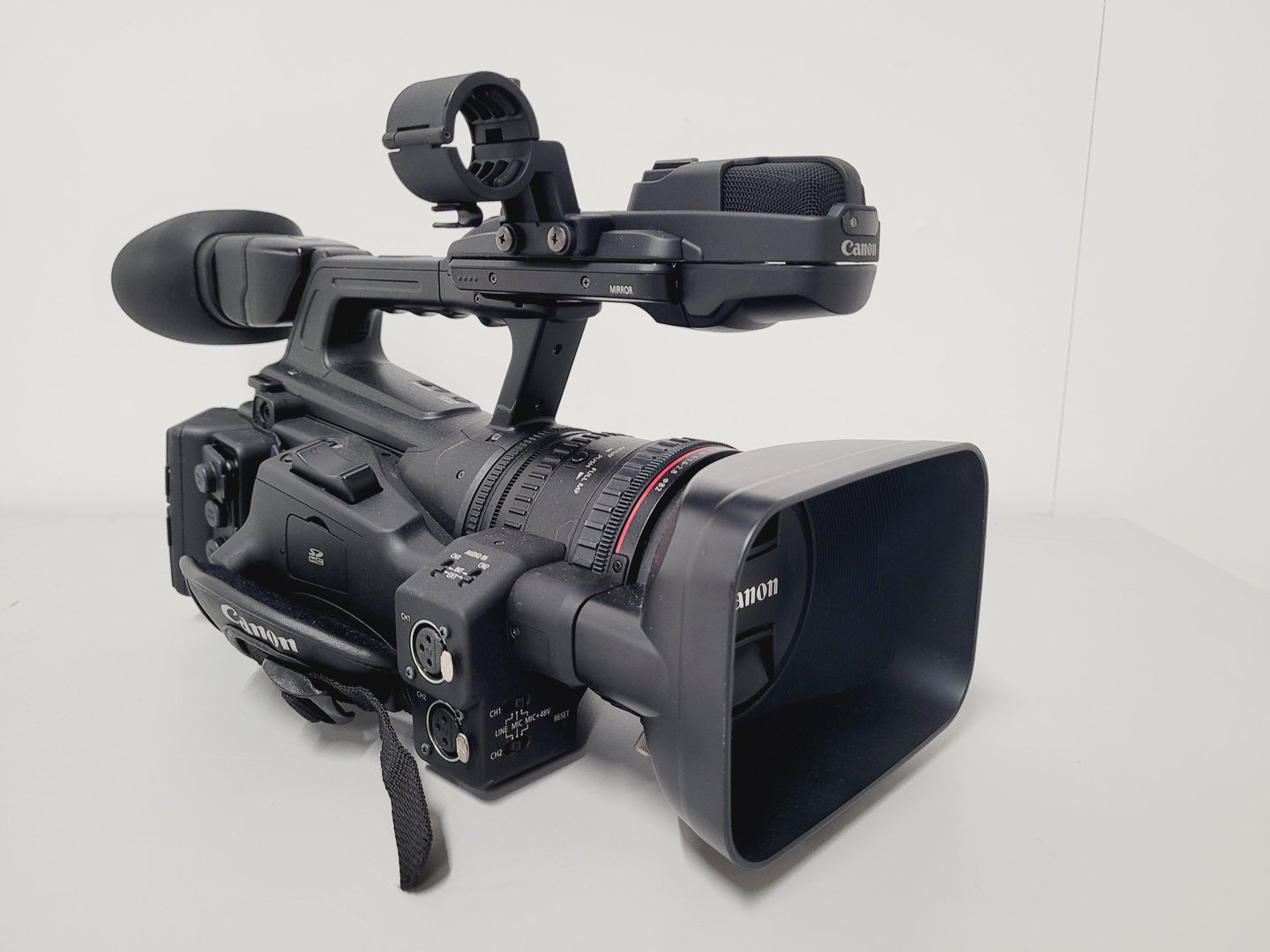 Image of Job Lot of AV Equipment 3 x Canon Camcorders 5 x Sony HDV Recorders 4 x Lights