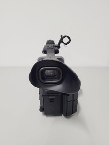 Thumbnail image of Job Lot of AV Equipment 3 x Canon Camcorders 5 x Sony HDV Recorders 4 x Lights