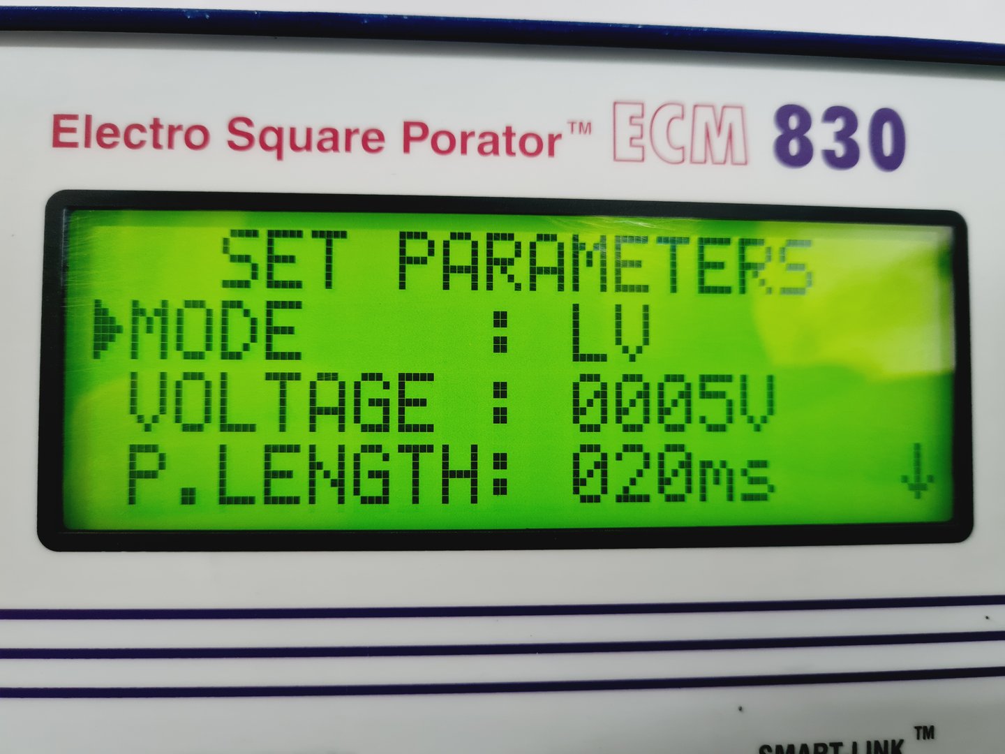 Image of BTX Electro Square Porator ECM 830 Lab