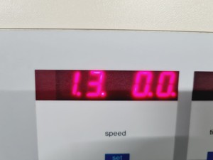 Thumbnail image of Heraeus Biofuge 13 Centrifuge Lab