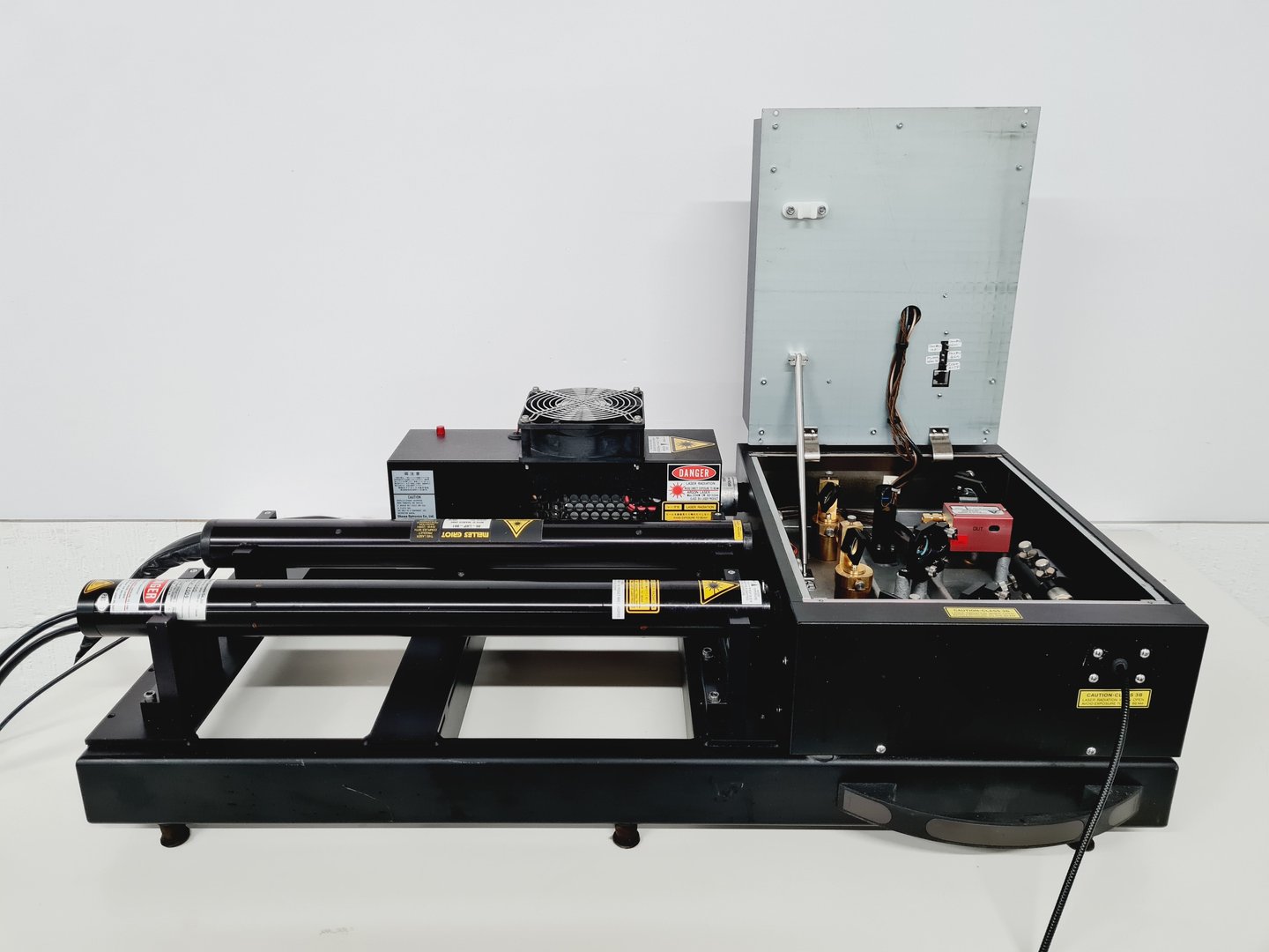 Image of Showa Optronics Co Laser System With Olympus FV10-COMB Lab