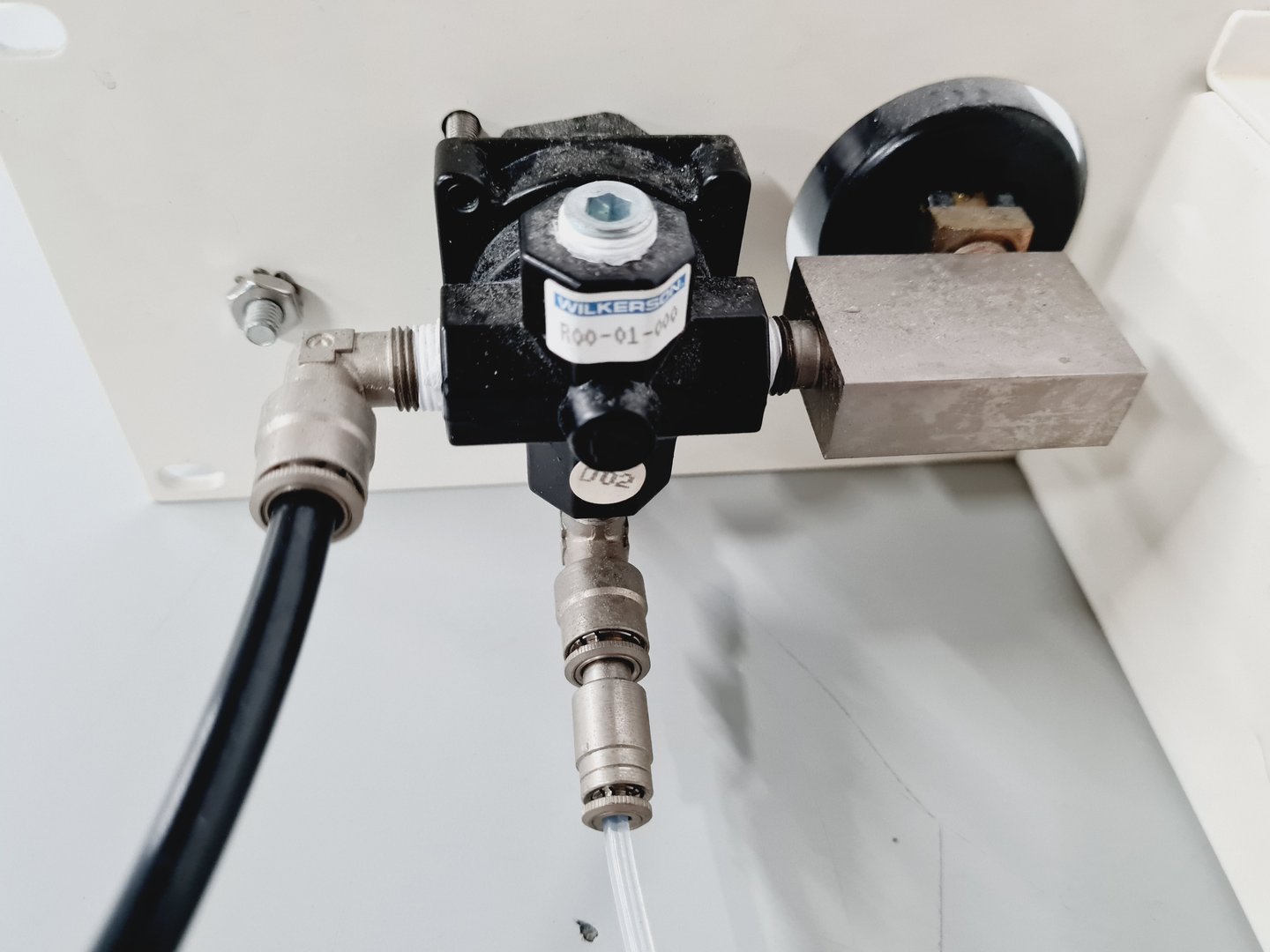 Image of Parker General Valve Picospritzer III Microcellular Injection Unit Lab