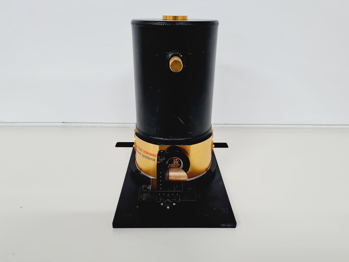 Image of Mutek Infrared Laser System - TLS 150, 0LS150,  KMPV50-0.5-J2 Lab