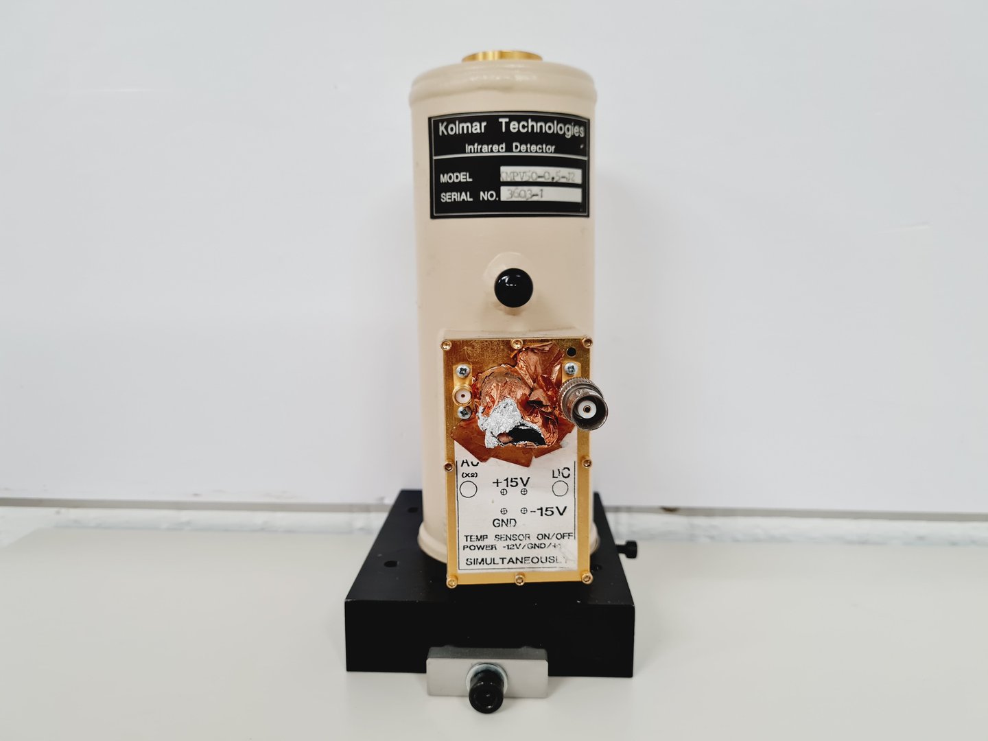 Image of Mutek Infrared Laser System - TLS 150, 0LS150,  KMPV50-0.5-J2 Lab