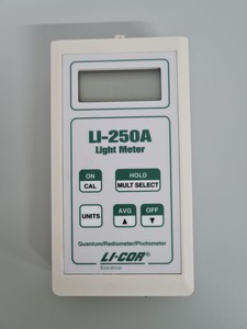 Thumbnail image of LI-COR LI-250A Light Meter & Probe WALZ Model: US-SQS/L