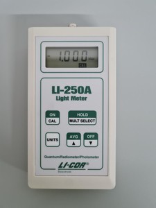 Thumbnail image of LI-COR LI-250A Light Meter & Probe WALZ Model: US-SQS/L