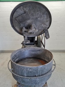 Thumbnail image of Croker Limited RP100 Rotating Pan Mixer - Concrete - Cement