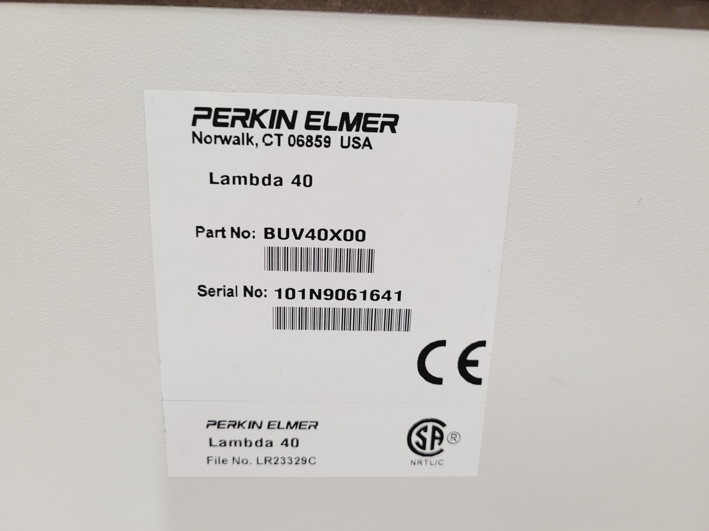 Image of Perkin Elmer UV/VIS Lambda 40 Spectrometer Lab