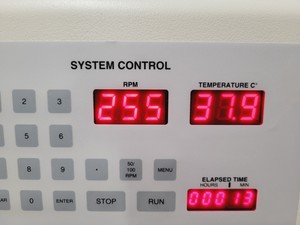 Thumbnail image of Vankel VK7010 Dissolution System VK750D Heater/Circulator Labs