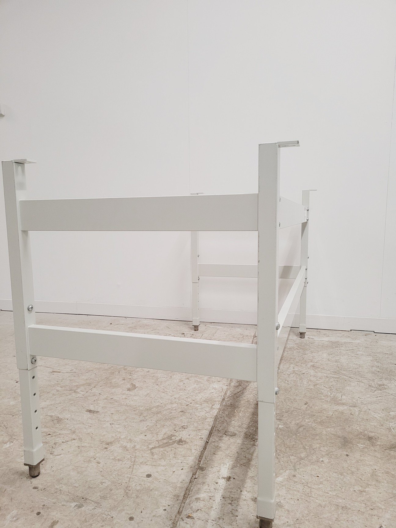 Image of Thermo Scientific Safe 2020 Safety Cabinet Type S2020 1.5 With Stand