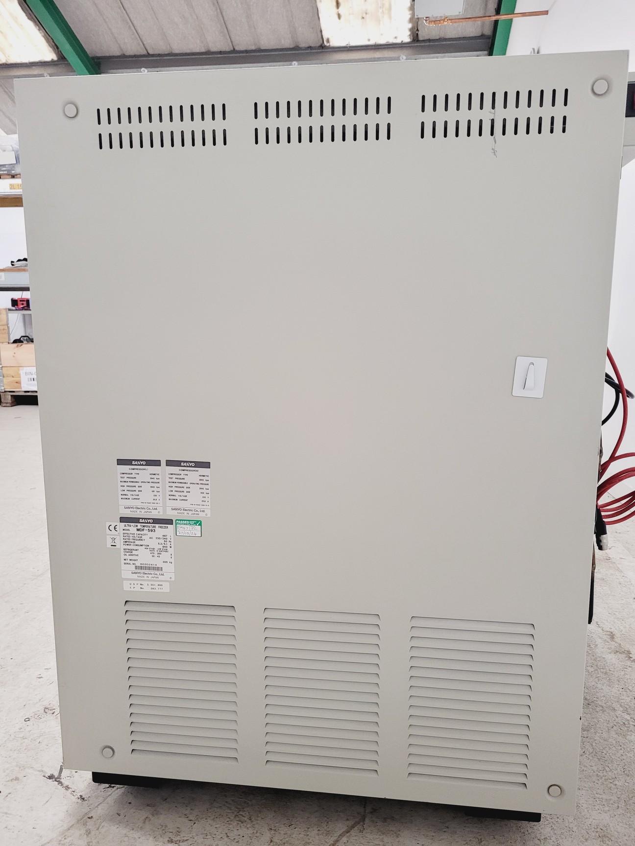 Image of Sanyo MDF-593 Ultra Low Temperature Chest Freezer ULT 487 Litres Lab