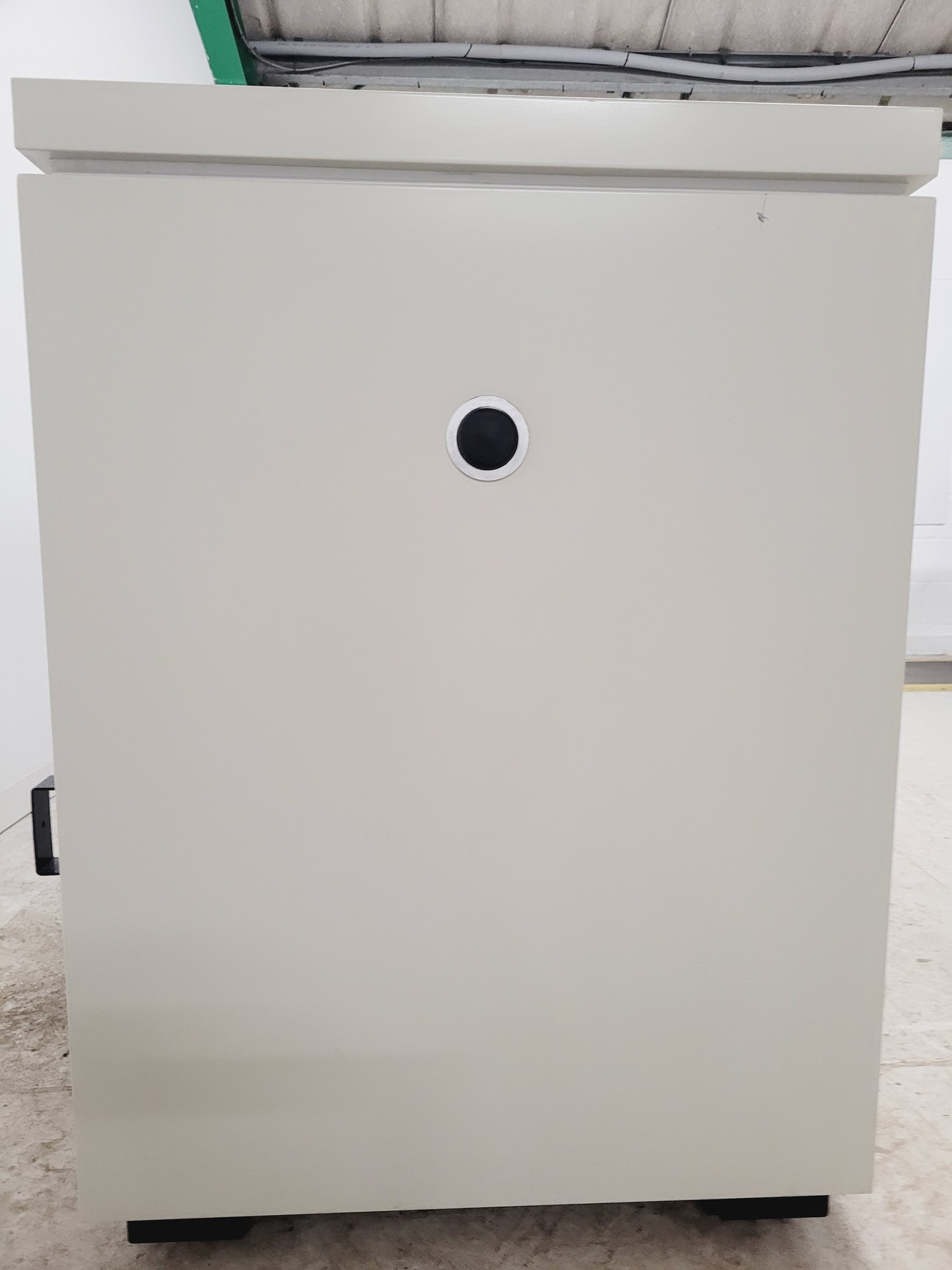 Image of Sanyo MDF-593 Ultra Low Temperature Chest Freezer ULT 487 Litres Lab