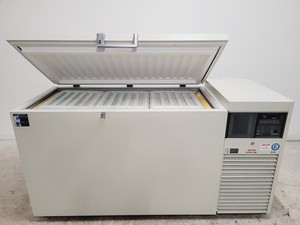 Thumbnail image of Sanyo MDF-593 Ultra Low Temperature Chest Freezer ULT 487 Litres Lab