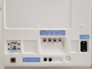 Thumbnail image of Baker Ruskinn Invivo2 i500 Hypoxia Glovebox Workstation on Trolley Lab