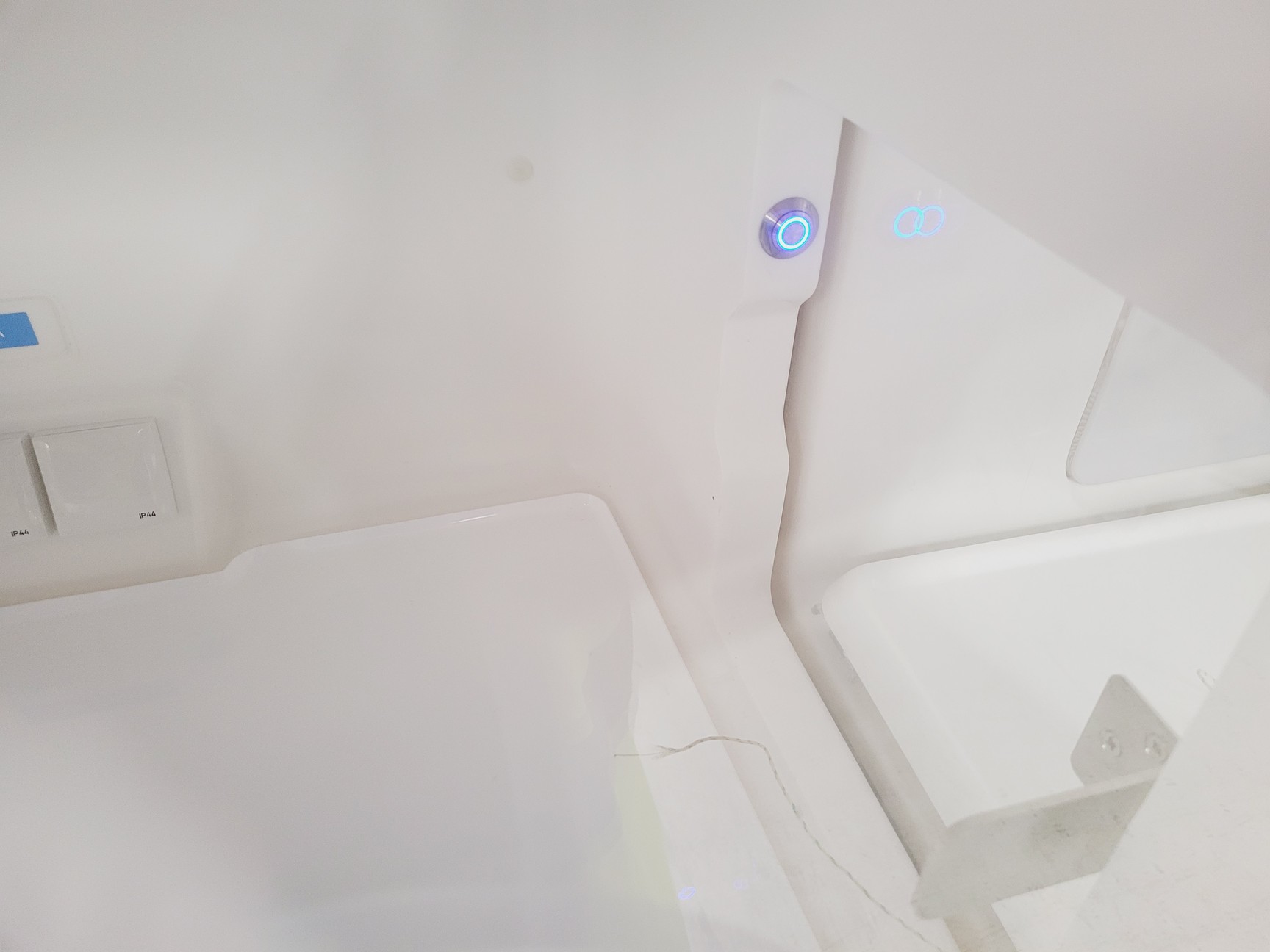 Image of Baker Ruskinn Invivo2 i500 Hypoxia Glovebox Workstation on Trolley Lab