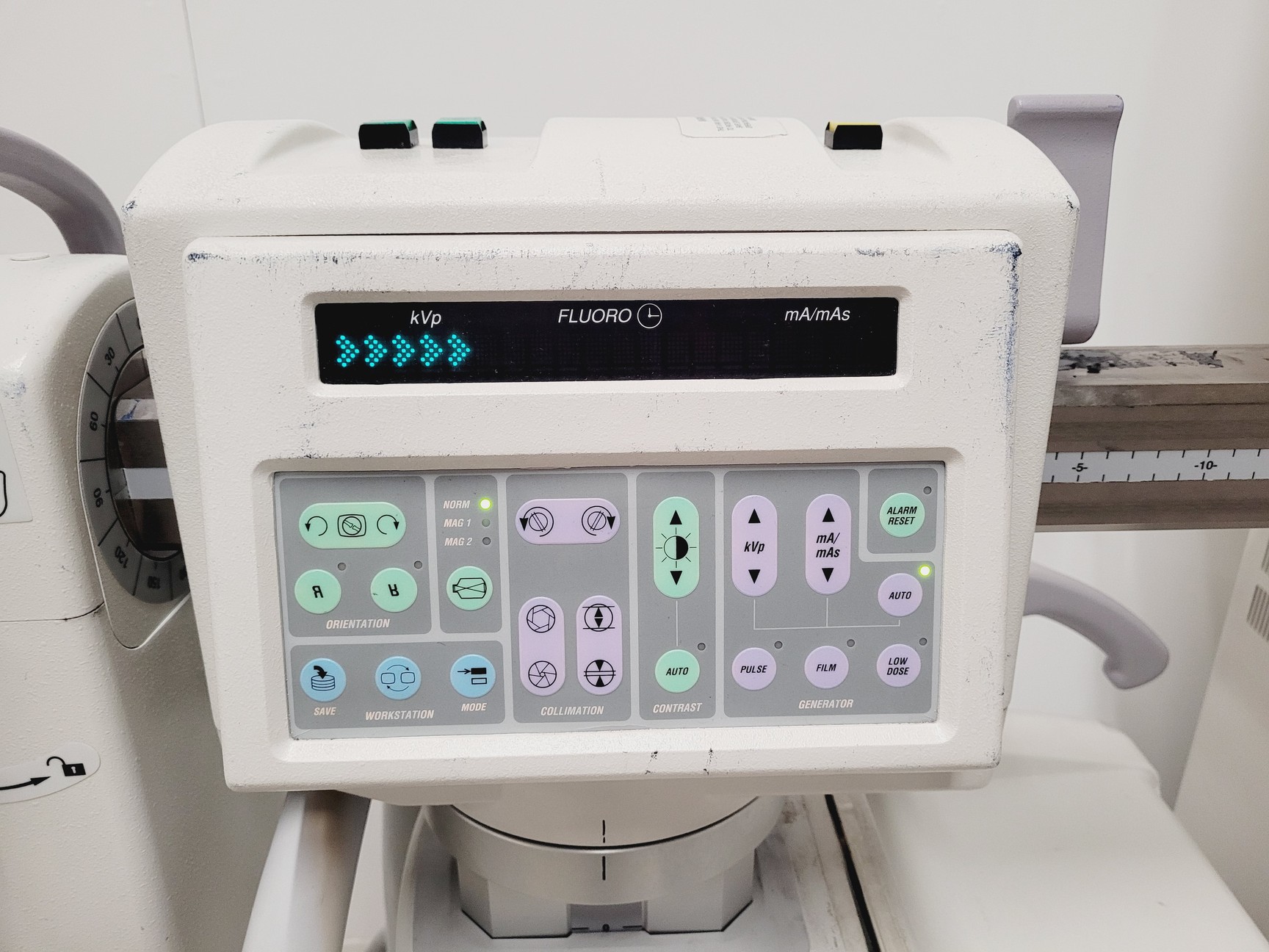 Image of GE OEC 9800 Plus C-arm X-ray Unit with 1K x 1K Imaging System Lab