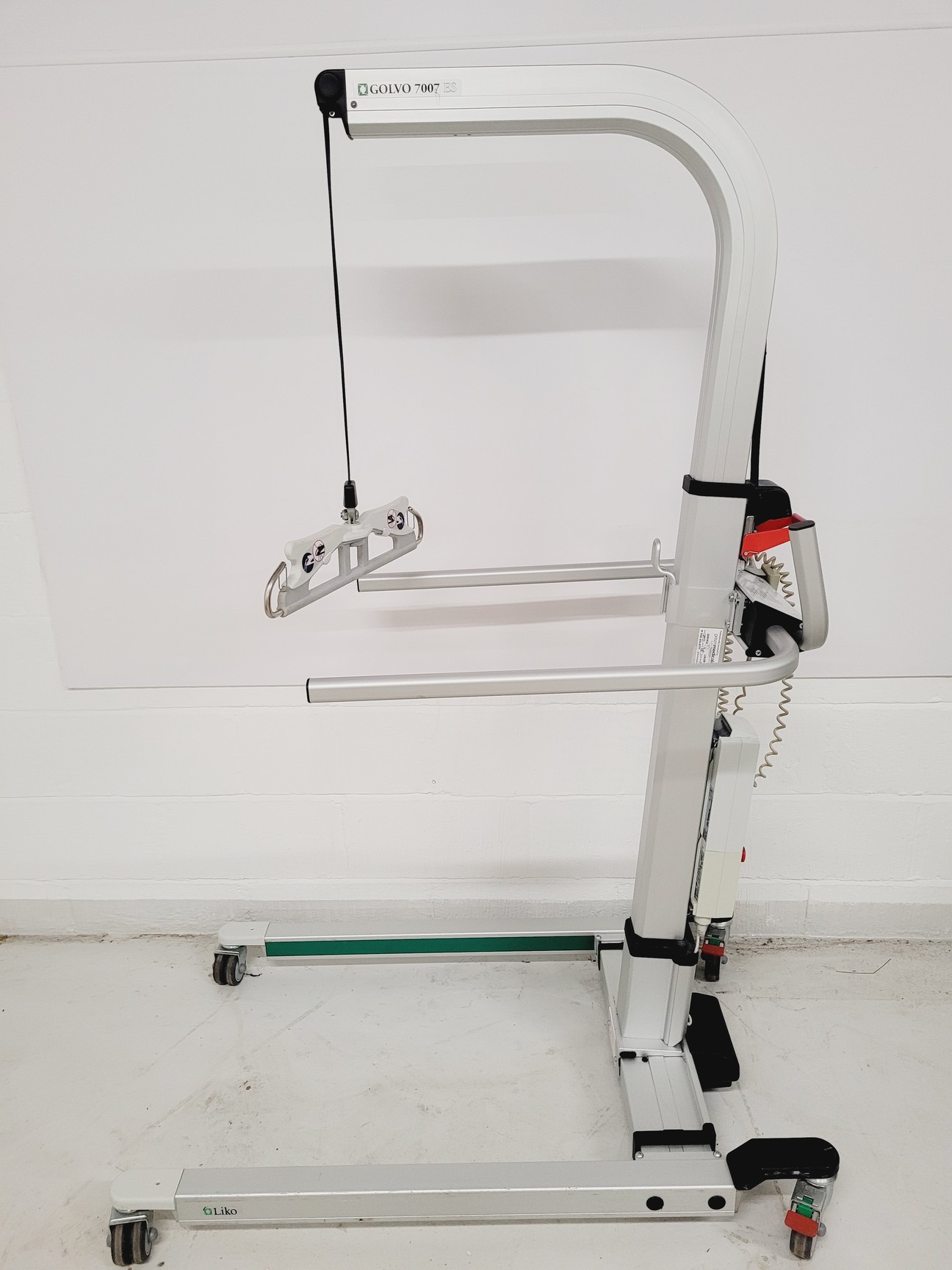 Image of Golvo 7007ES Patient Electric Hoist with Two Slings