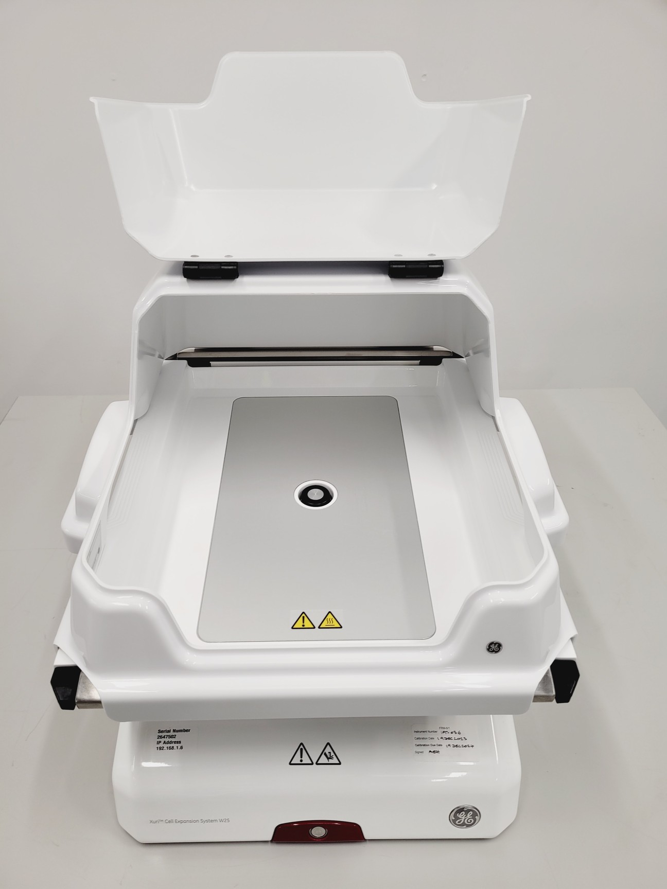 Image of GE Healthcare / Cytiva Model Xuri Cell Expansion System W25 Lab
