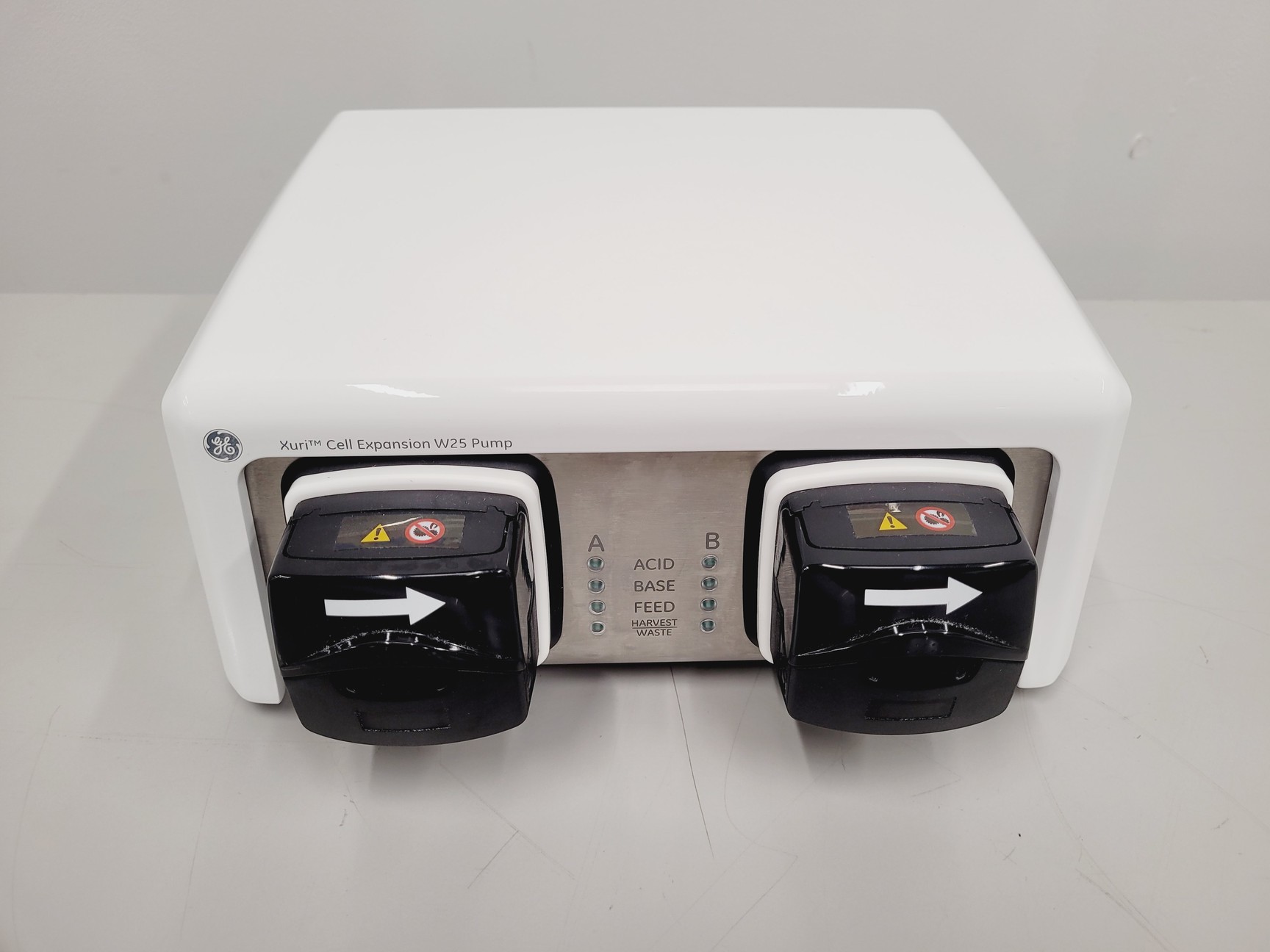 Image of GE Healthcare / Cytiva Model Xuri Cell Expansion System W25 Lab