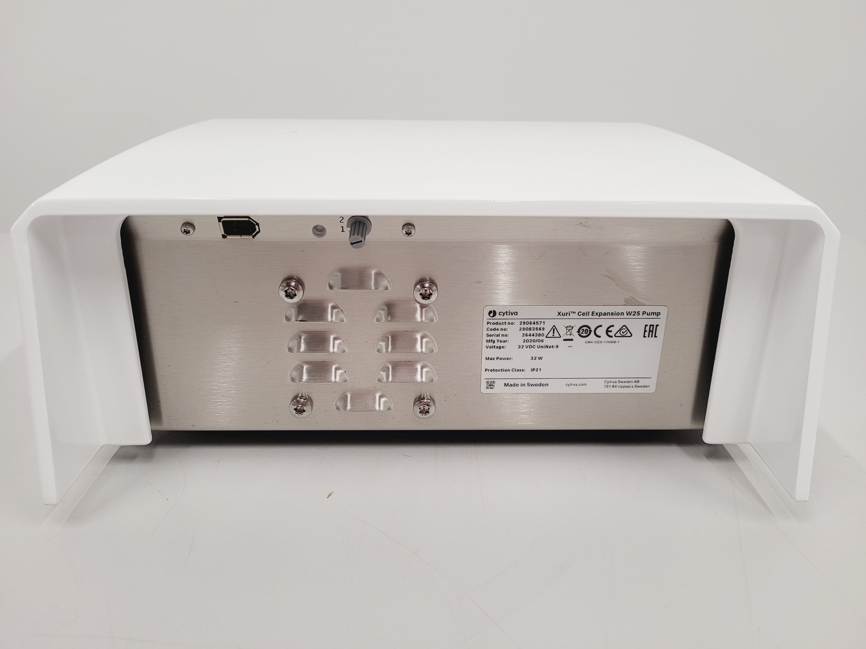 Image of GE Healthcare / Cytiva Xuri Cell Expansion System Model W25 Lab
